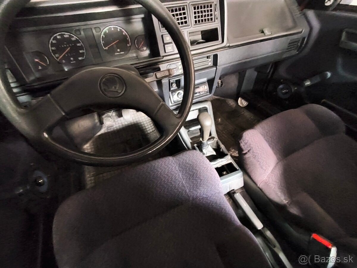 Skoda favorit 135l glx - 3