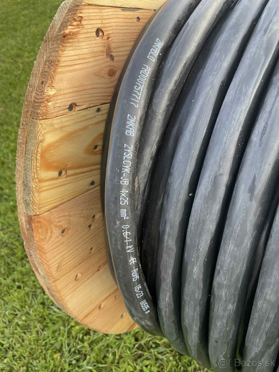 MEDENÝ KÁBEL 4X25 YSLCYK-JB - 3