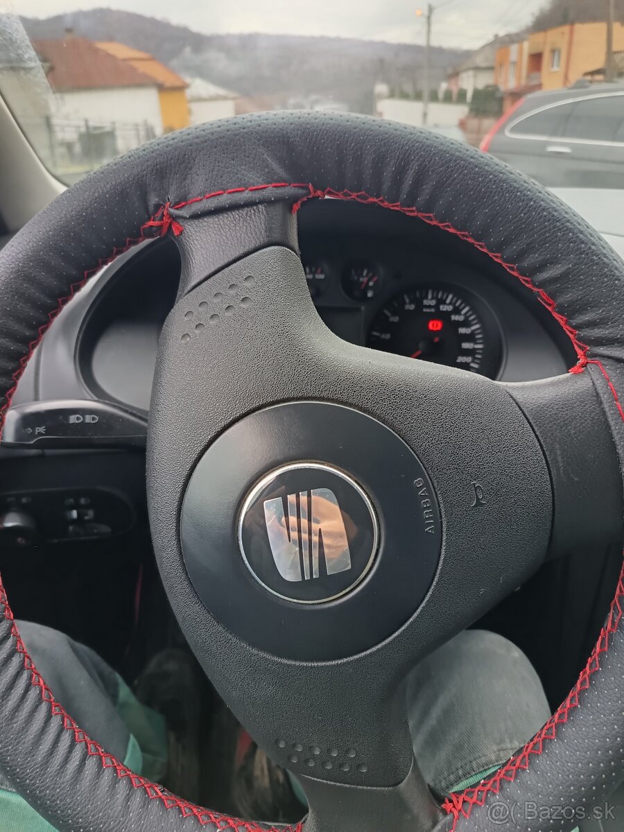 SEAT Ibiza III 6L - 3