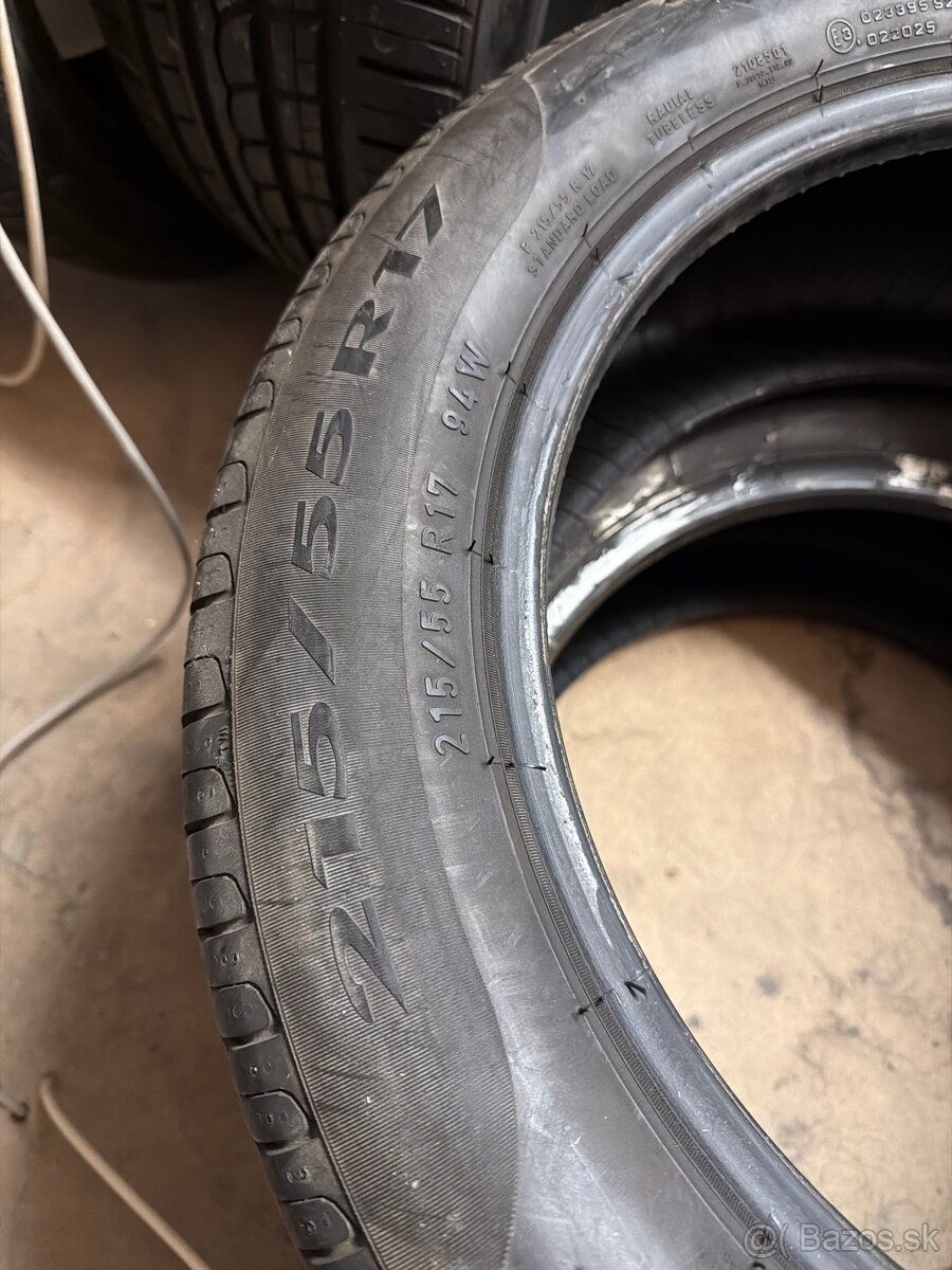 215/55 R17 - 3