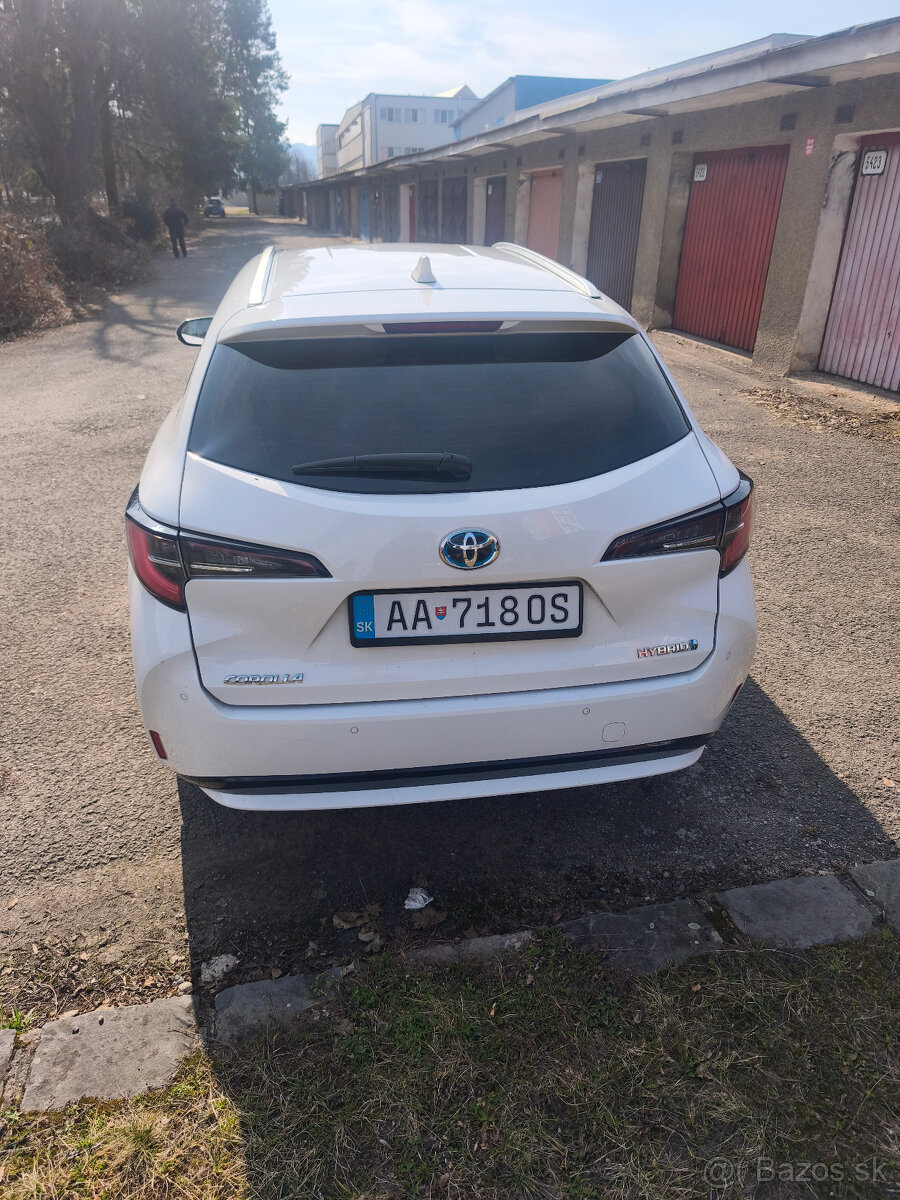 Toyota Corolla Combi 1.8 Hybrid 72kW - 3