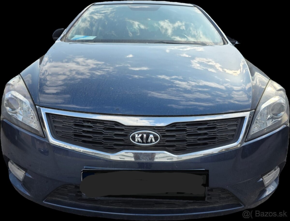 Kia Ceed 2009 až 2012 facelift,predný nárazník - 3