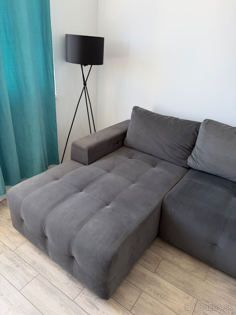 Sedačka v perfektnom stave - 3