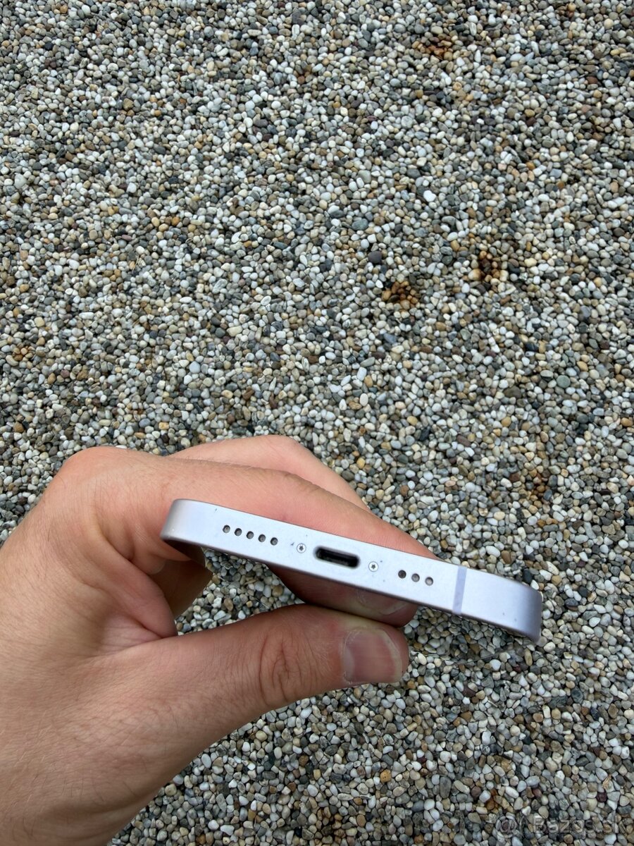 Iphone 14 - baterie 100% - 3