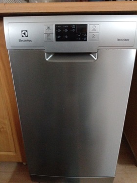 Predám málo používanú umývačku riadu - 3