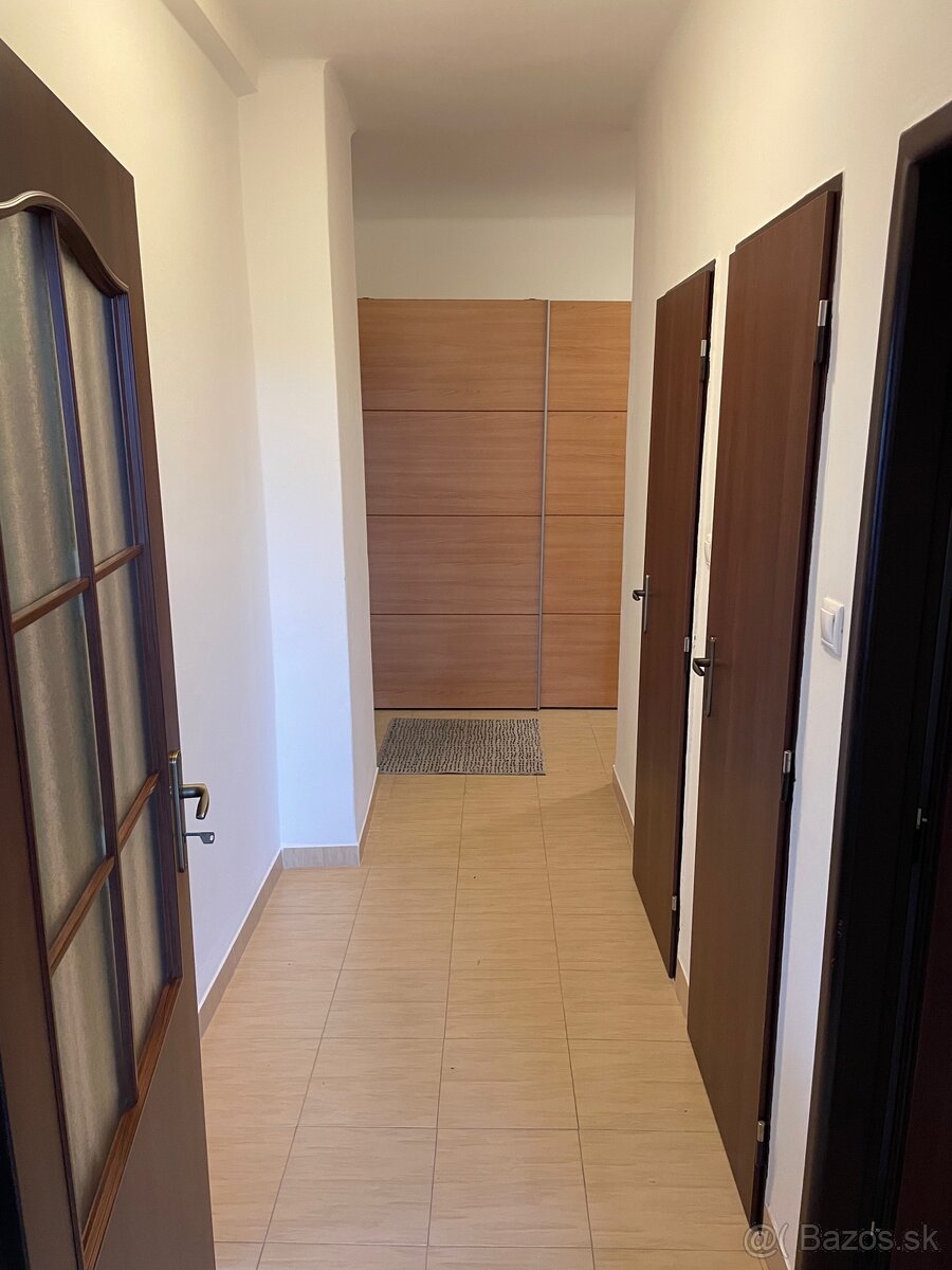 Prenájom:2-izbový byt; Bratislava Rača- Krasnany - 3