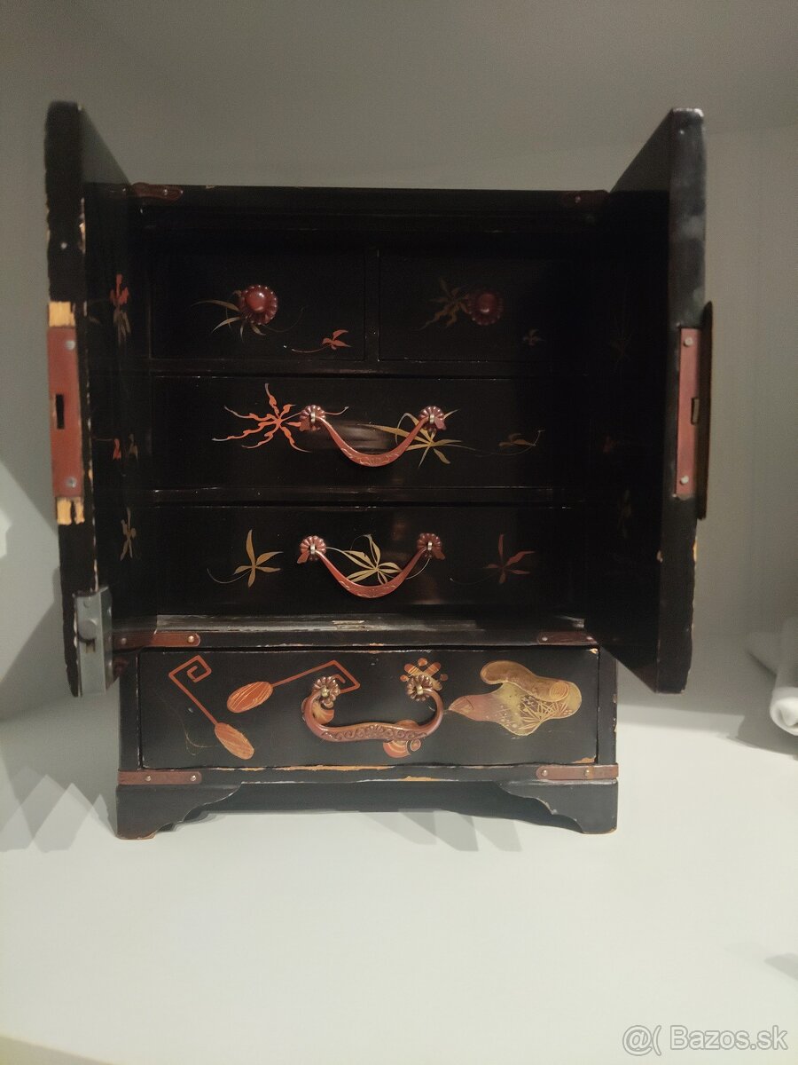 Japonská šperkovnica - 3