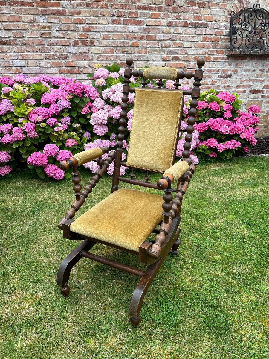 Staré hojdacie kreslo - 3