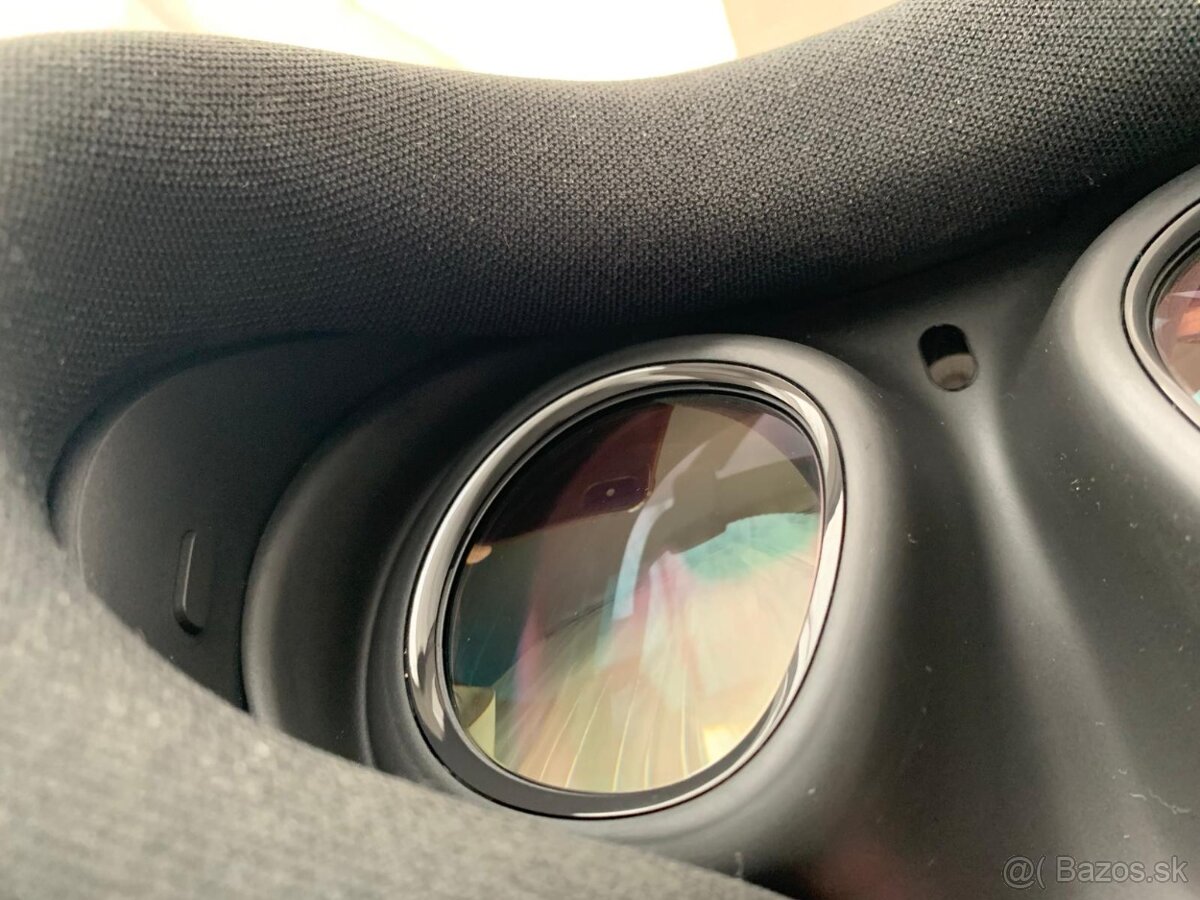 Meta Quest 3 (128 GB) - 3