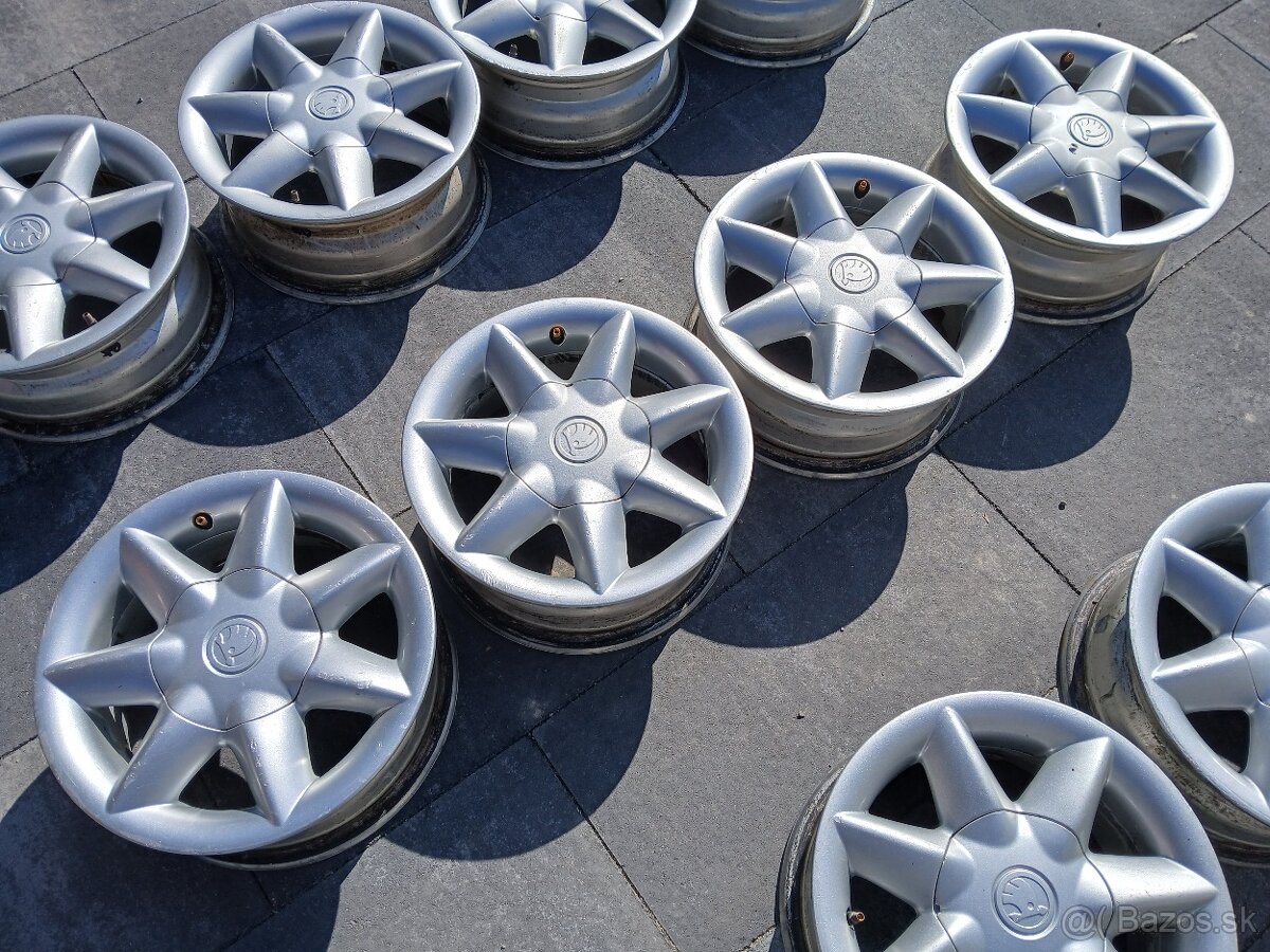 Felicia 4x100 R13 - 3