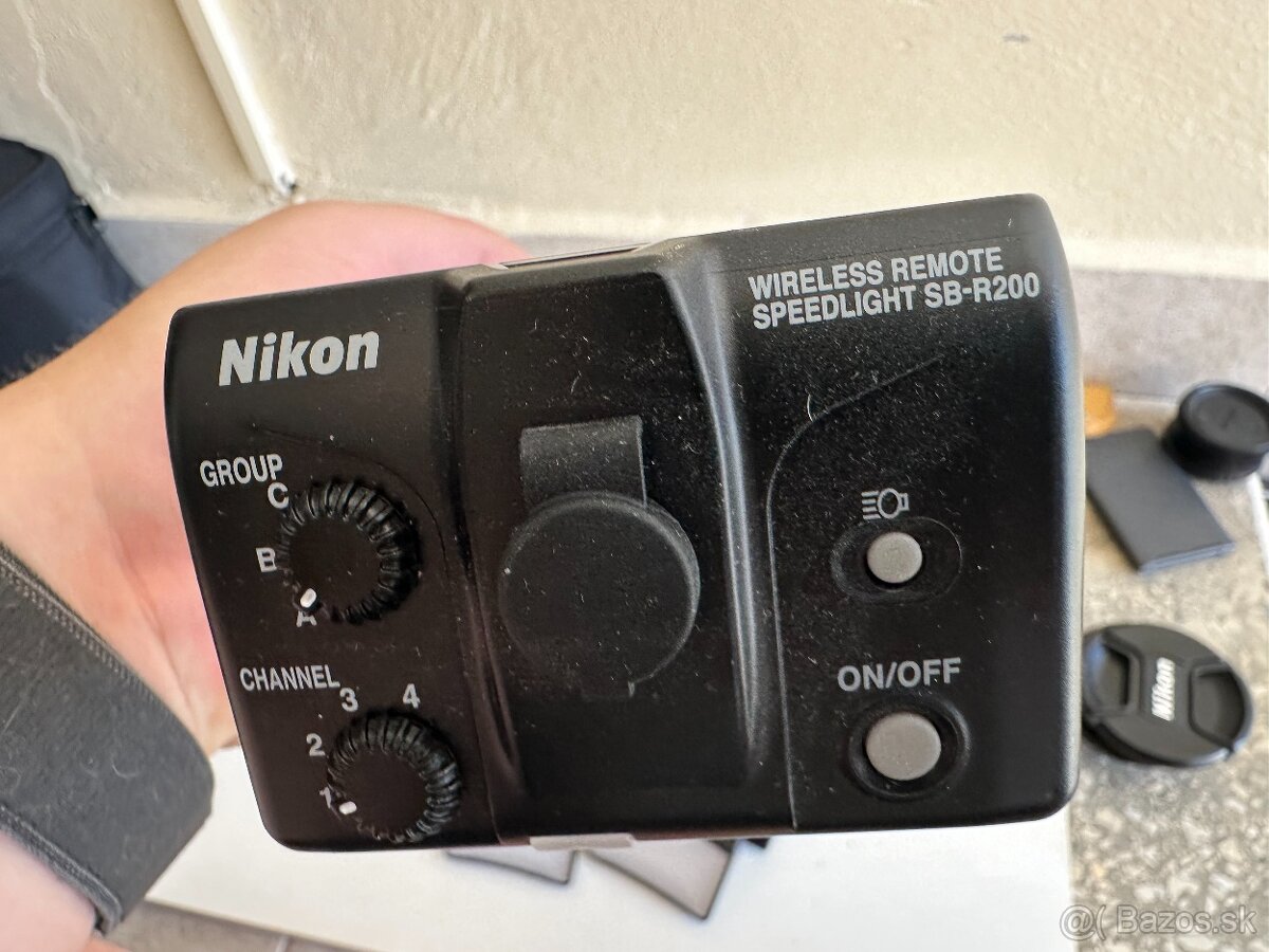 Súprava bleskov Nikon Wireless Speedlight SB-R200 - 3
