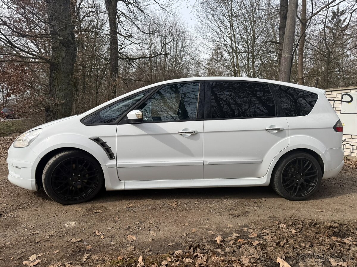 Ford S-MAX 2,5T - 3