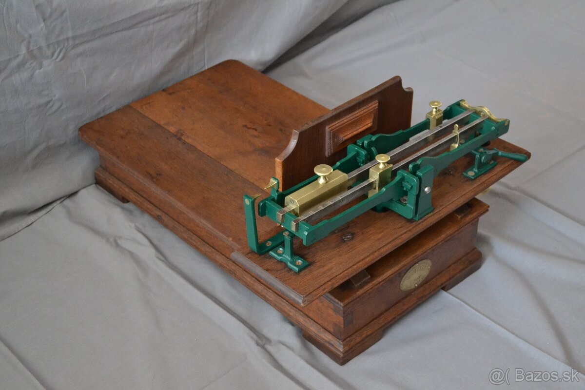 Obchodná váha Exupery - 3