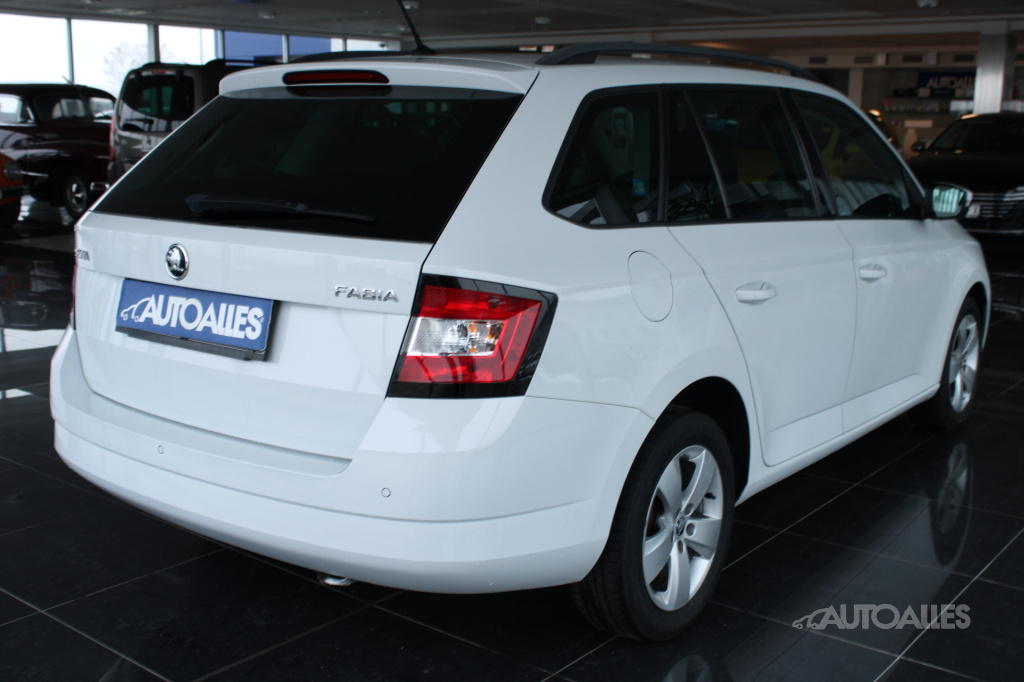 Škoda Fabia Combi 1,2 TSi 66 kW AMBITION - 3