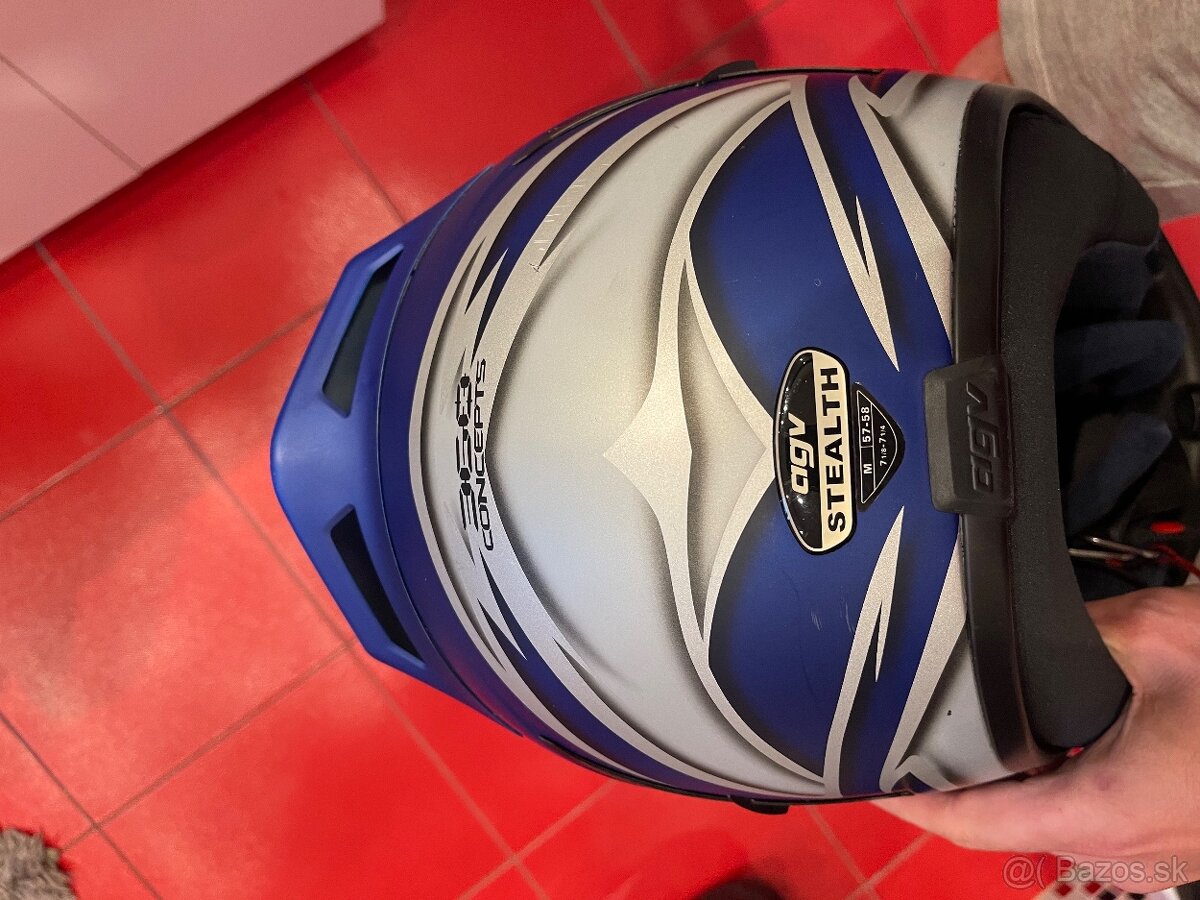 Agv prilba L - 3