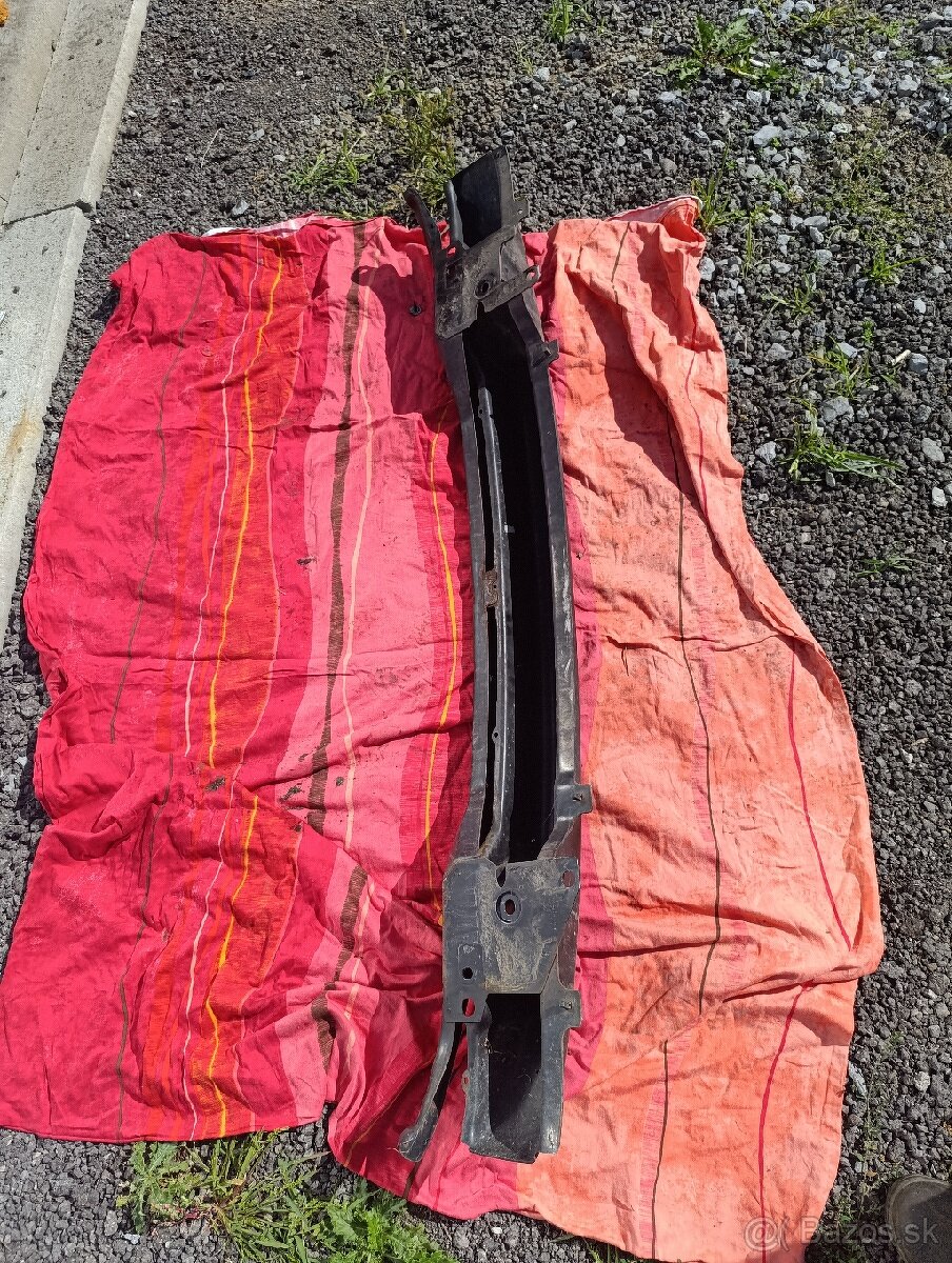 Skoda octavia 1 predná vystuha nárazníka - 3