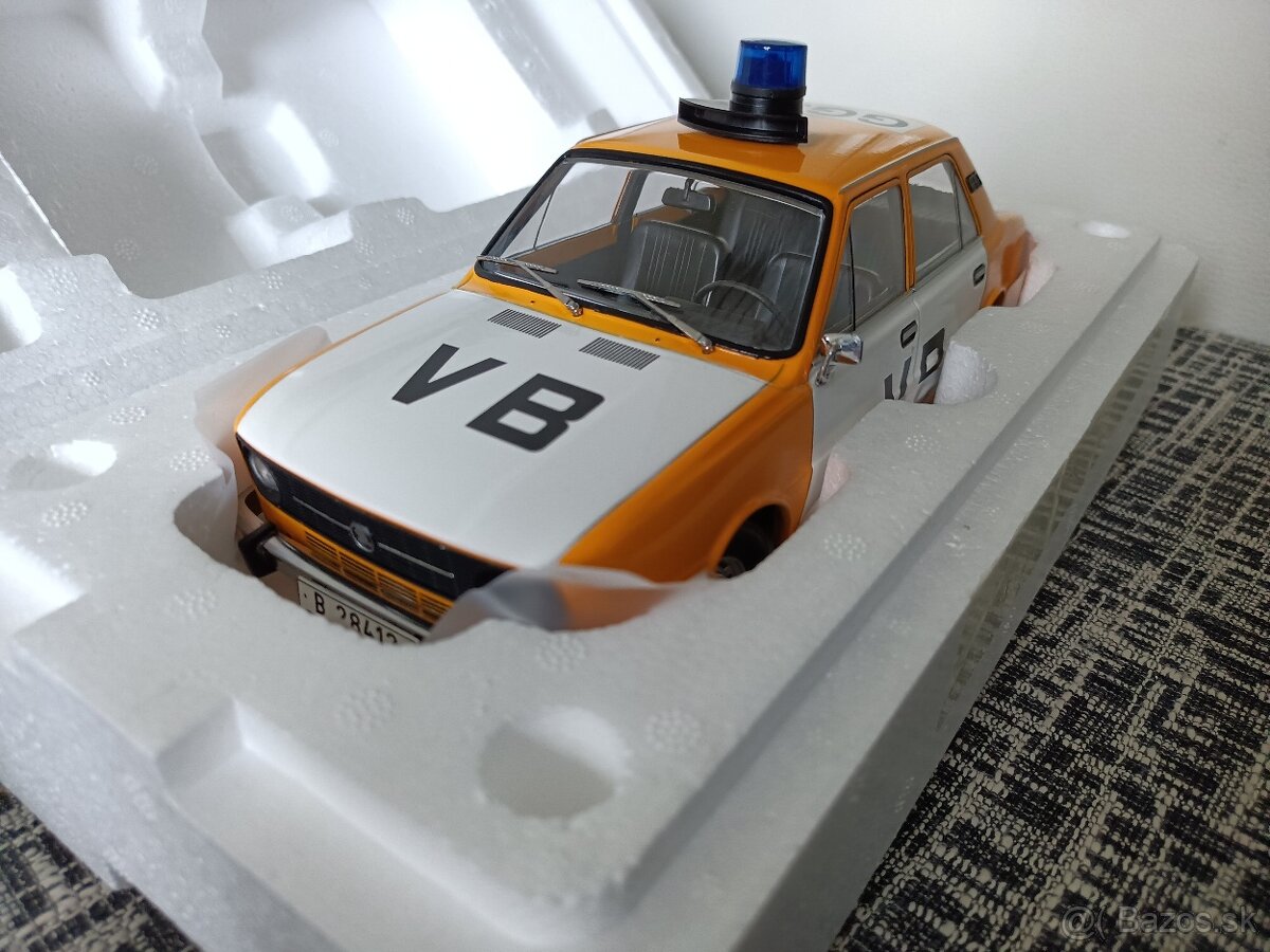 ŠKODA 105L VB VEREJNÁ BEZPEČNOSŤ 1:18 - 3