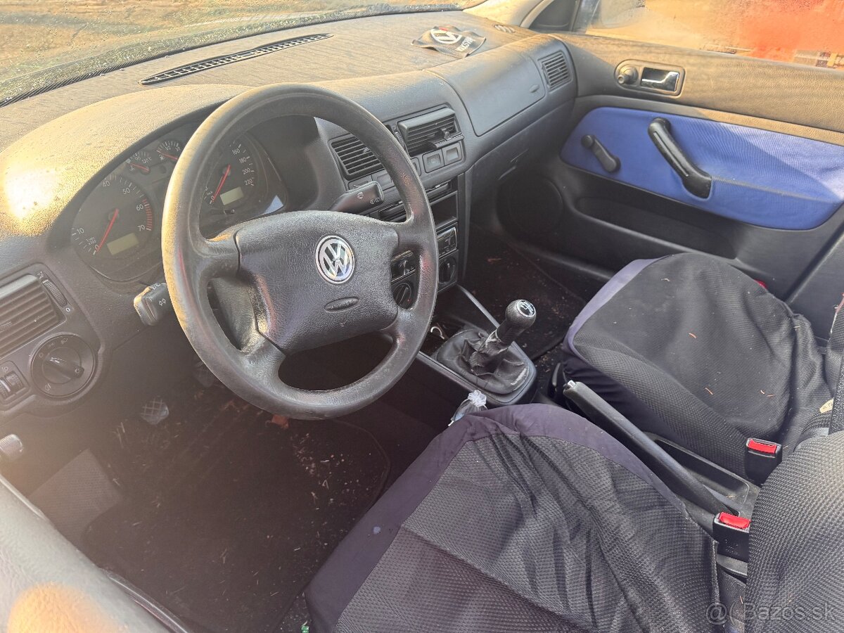 Vw Golf 4 na náhradné diely Nd - 3