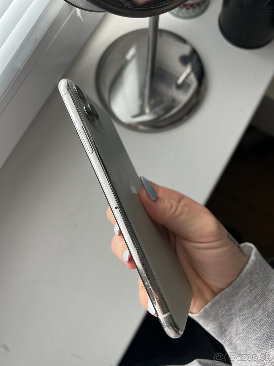 Iphone 11 Pro Max 64GB - 3