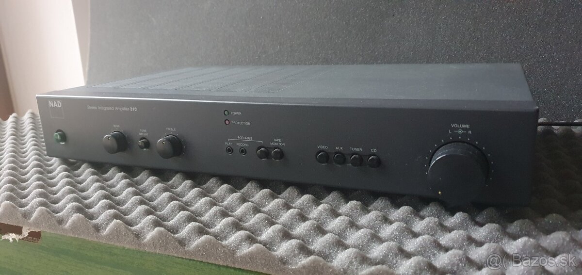 zosilovac NAD 310 - 3