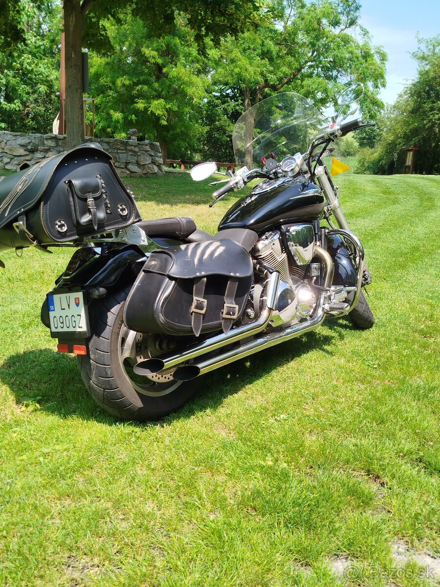 Honda VTX 1800 C - 3