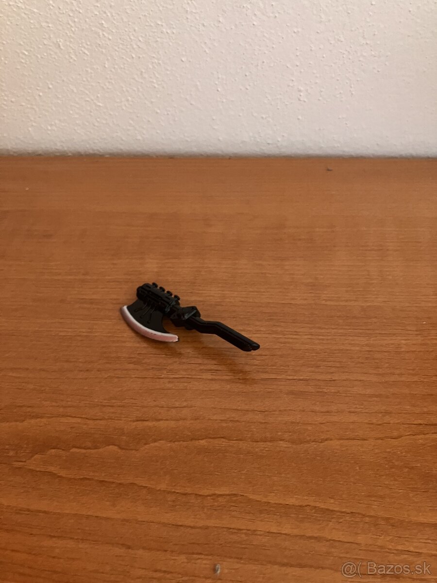 Transformers: Combiner Wars First Aid - 3