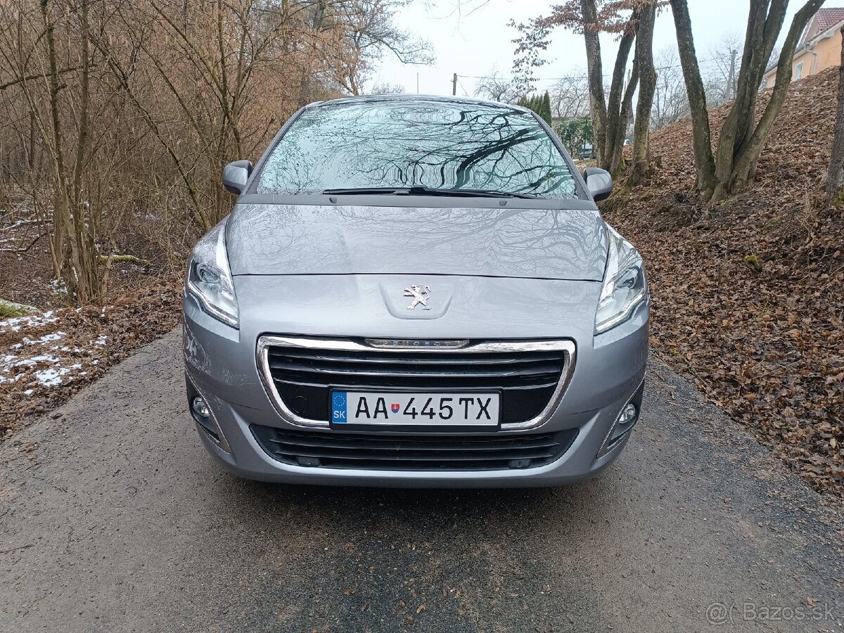 Peugeot 5008 automat - 3
