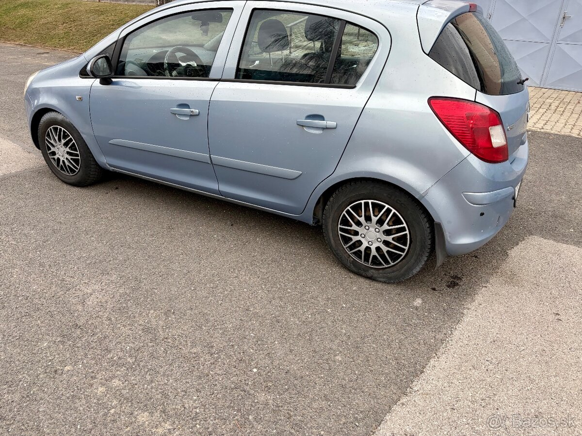 Opel Corsa D 1.2 59kw benzin - 3