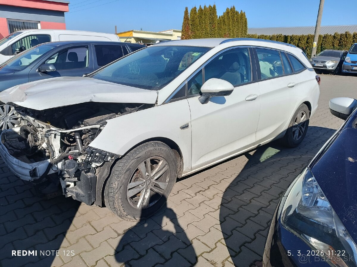 Opel Astra k - 3