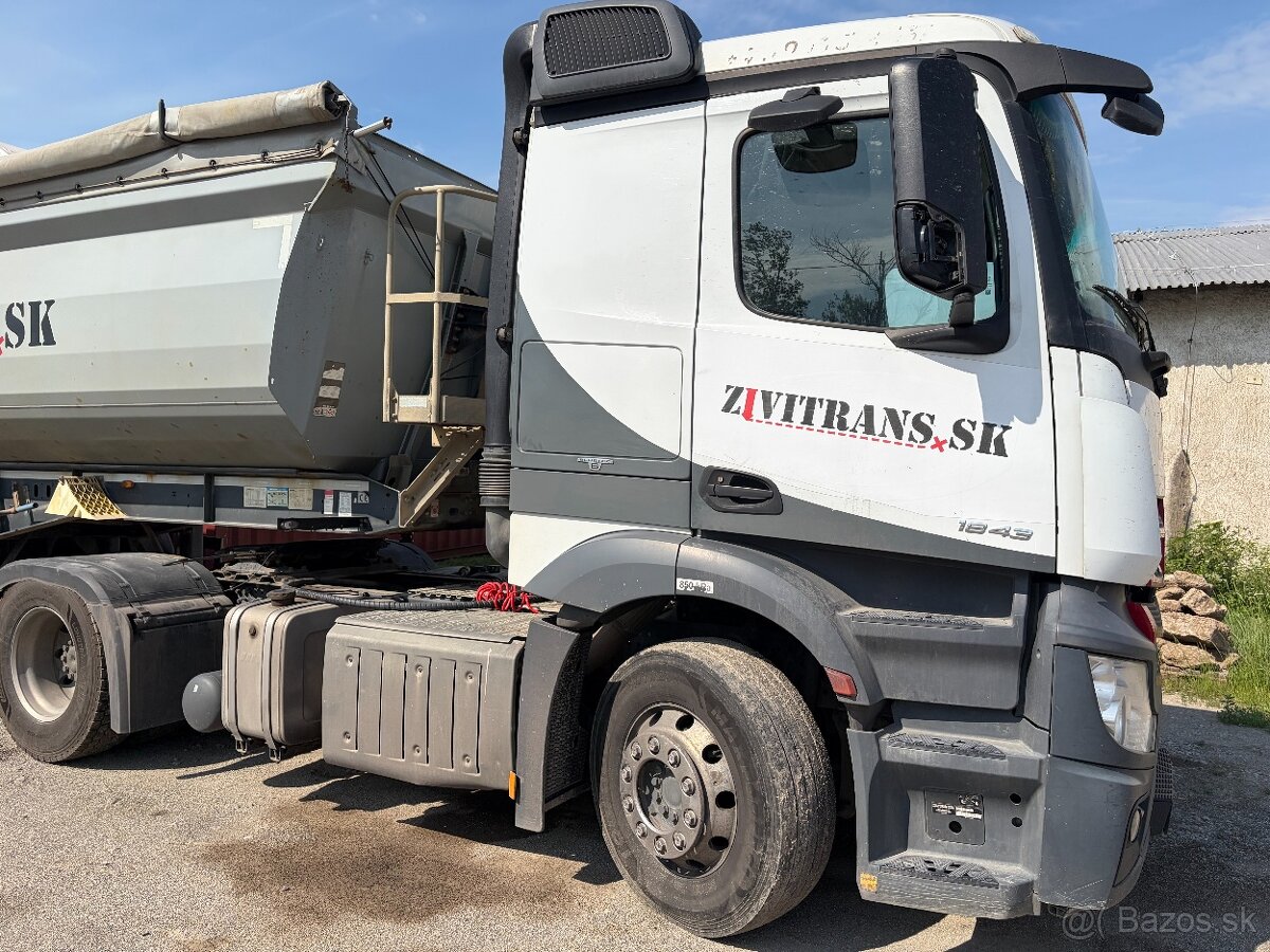 Mercedes Actros hydraulika - 3
