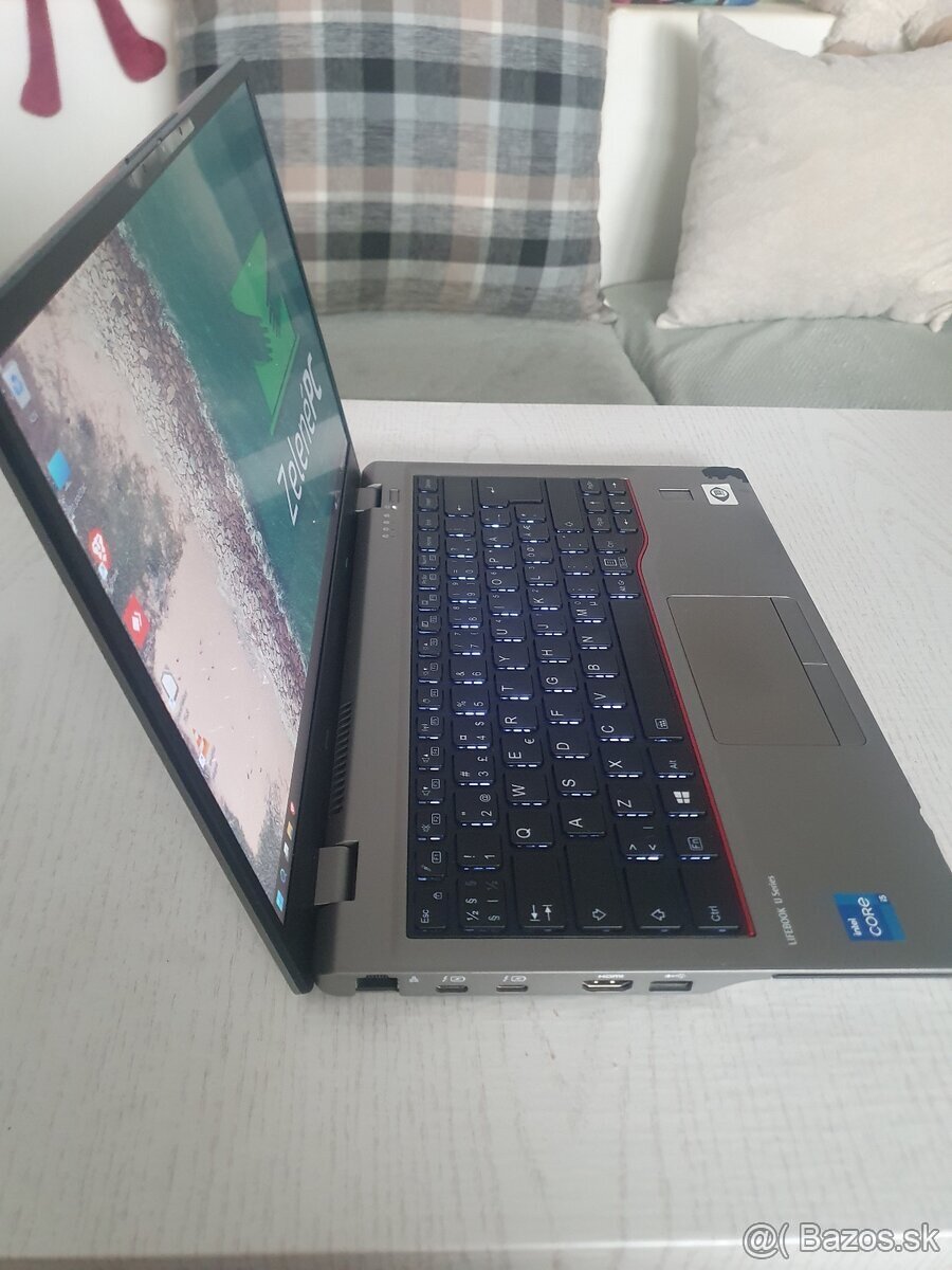 14" notebook Fujitsu Lifebook U7411 / 8GB/256GB Dobrý stav - 3