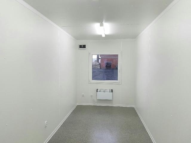 Montážnici kancelárskych kontajnerov do Nemecka - 3