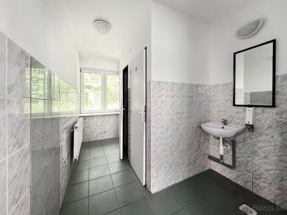 Predám alebo dam do prenajmu budovu v Giraltovciach - 3