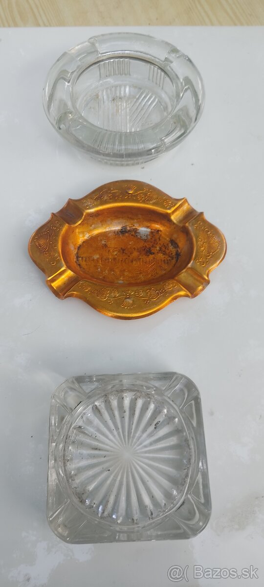 Predám popolníky - 3