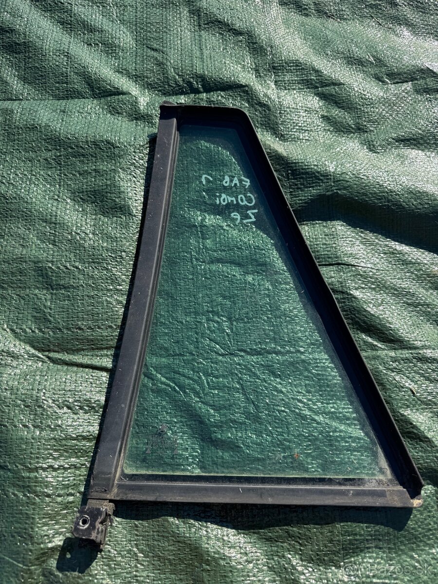 Zadné pravé pevné okno Fabia 1 Combi - 3