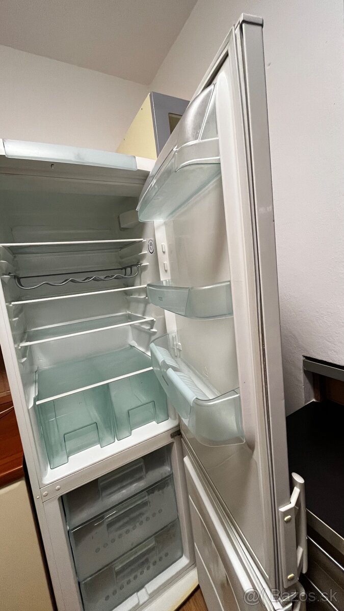 chladnicka Elktrolux - 3