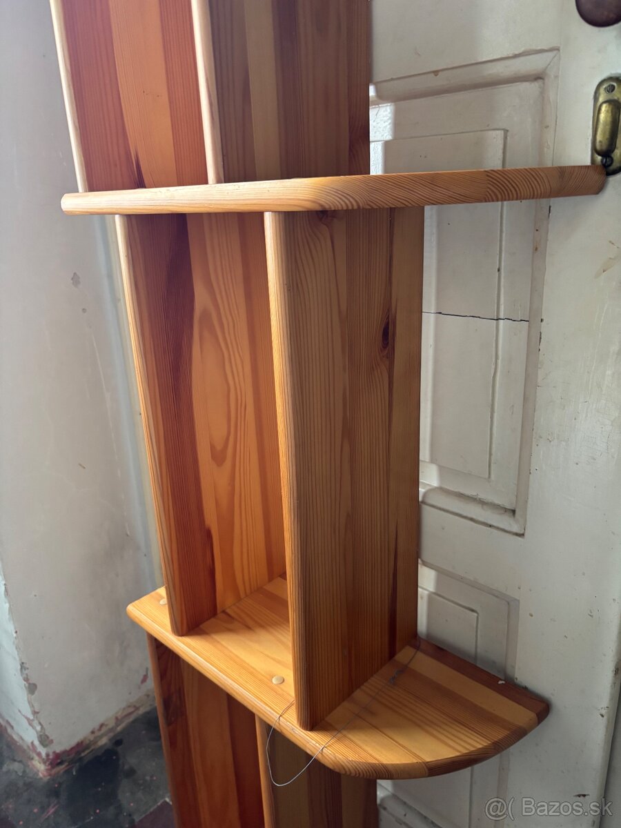 Drevená polica - 3
