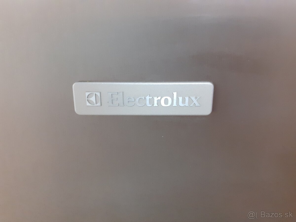 Chladnička s mrazákom Elektrolux Inspire SpacePlus - 3