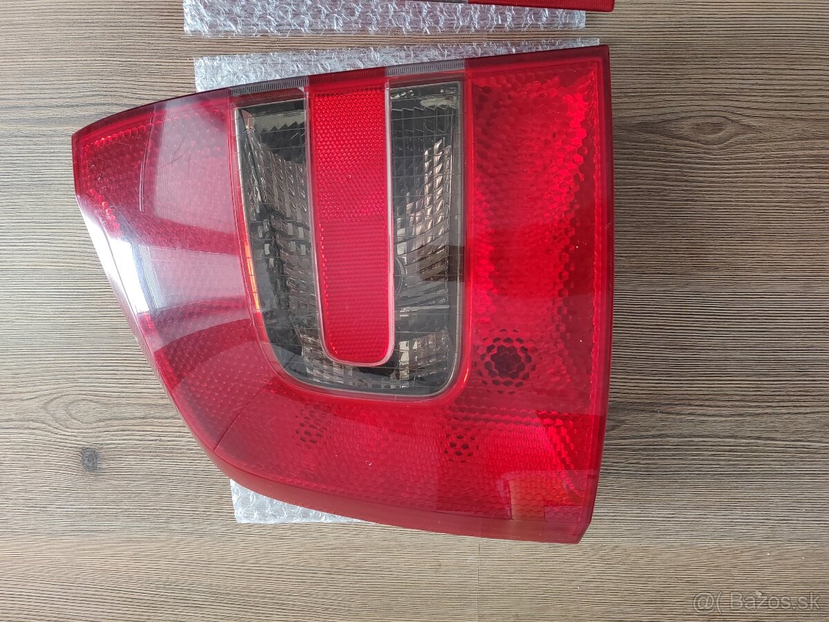 Škoda Octavia 2 combi zadné svetlá - 3