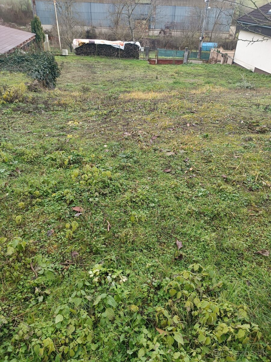 Stavebný pozemok v obci Modrová 445m2 - 3