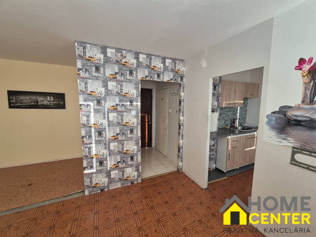 PREDAJ : 1 IZBOVÝ BYT, ul. HVIEZDOSLAVOVA, KOMÁRNO - 3