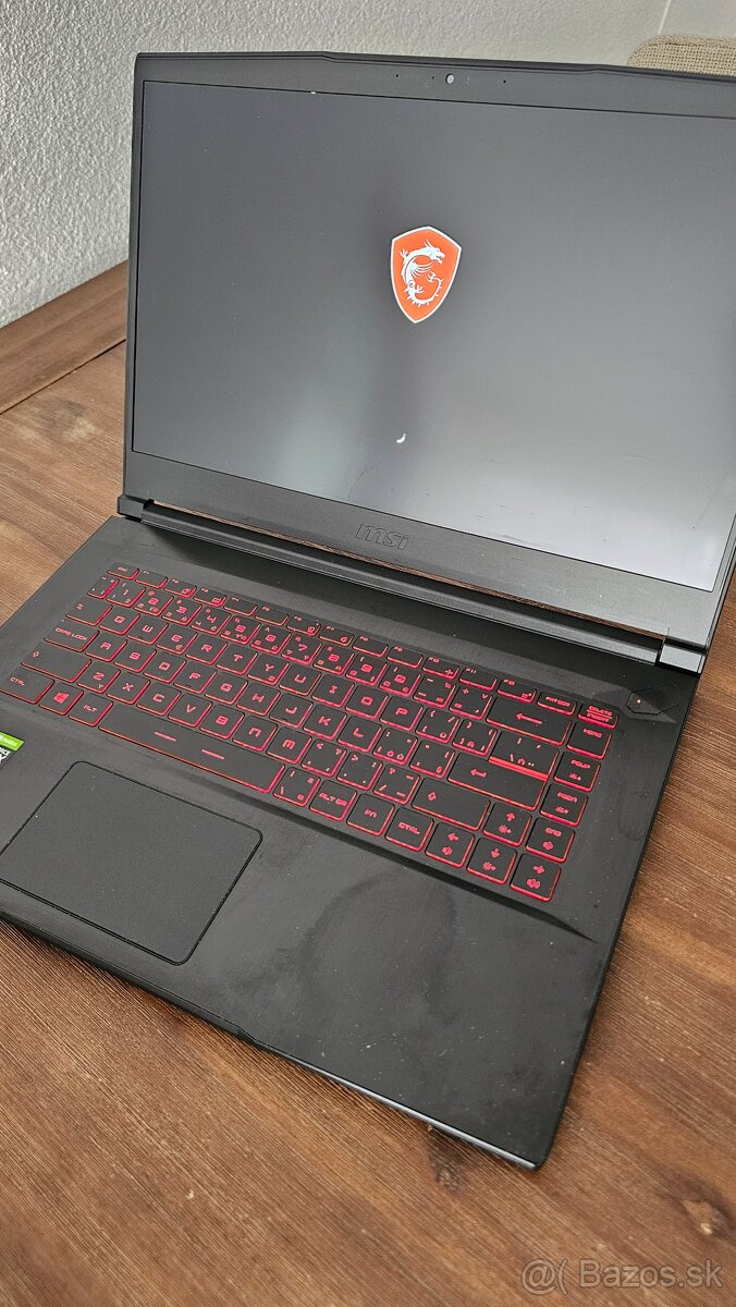 Herný notebook MSI - 3