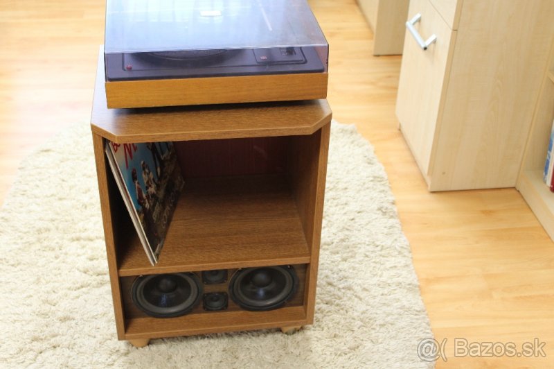predám repro-retro skrinu na gramoradio - 3