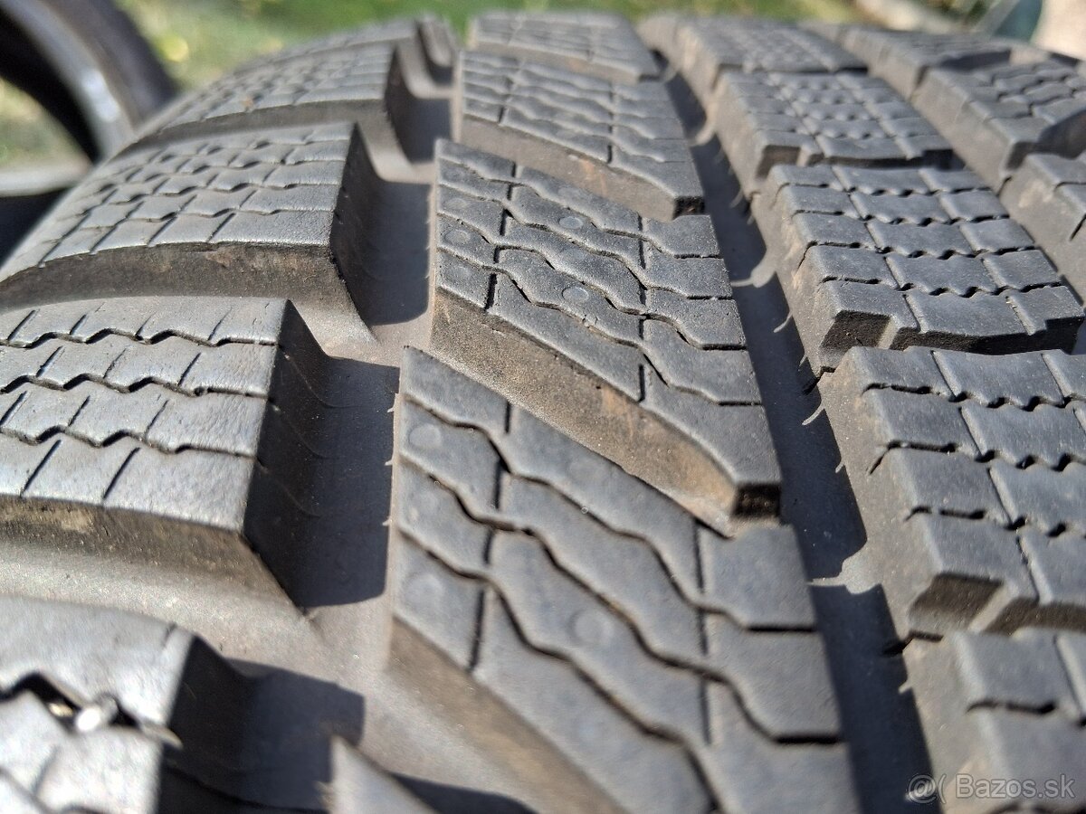 215/55 r17 zimne pneumatiky - 3
