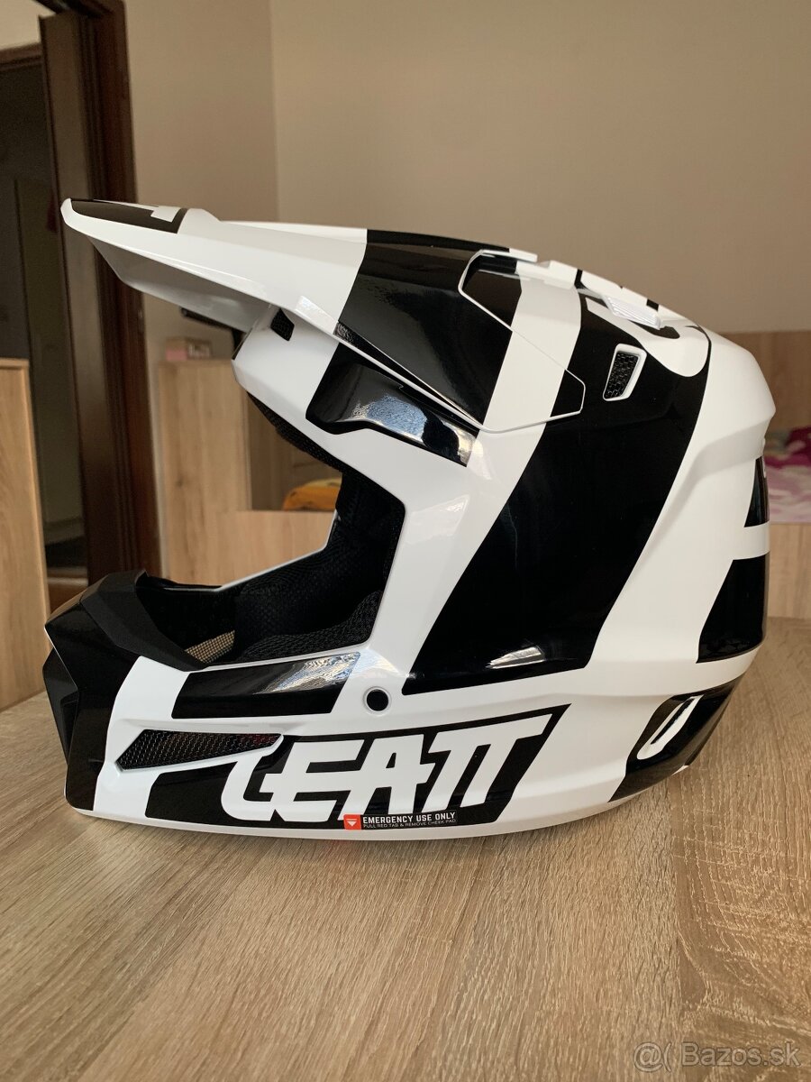 Prilba LEATT 3.5 (M) - 3