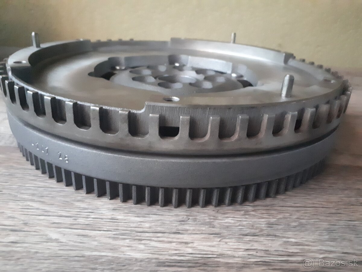 Zotrvačnik Mazda 3 Mazda 6 lift - 3