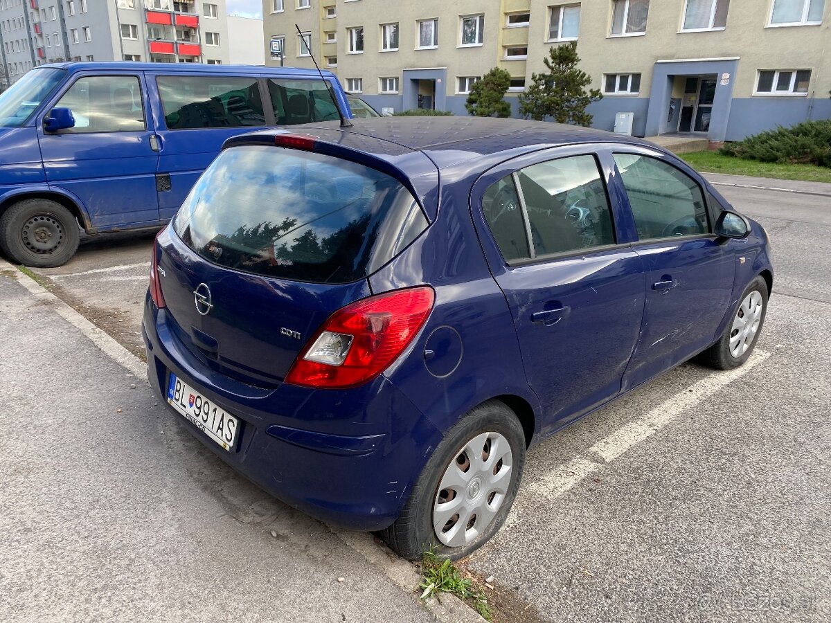 Opel corsa D 1.3dci 55kw. 2010 - 3