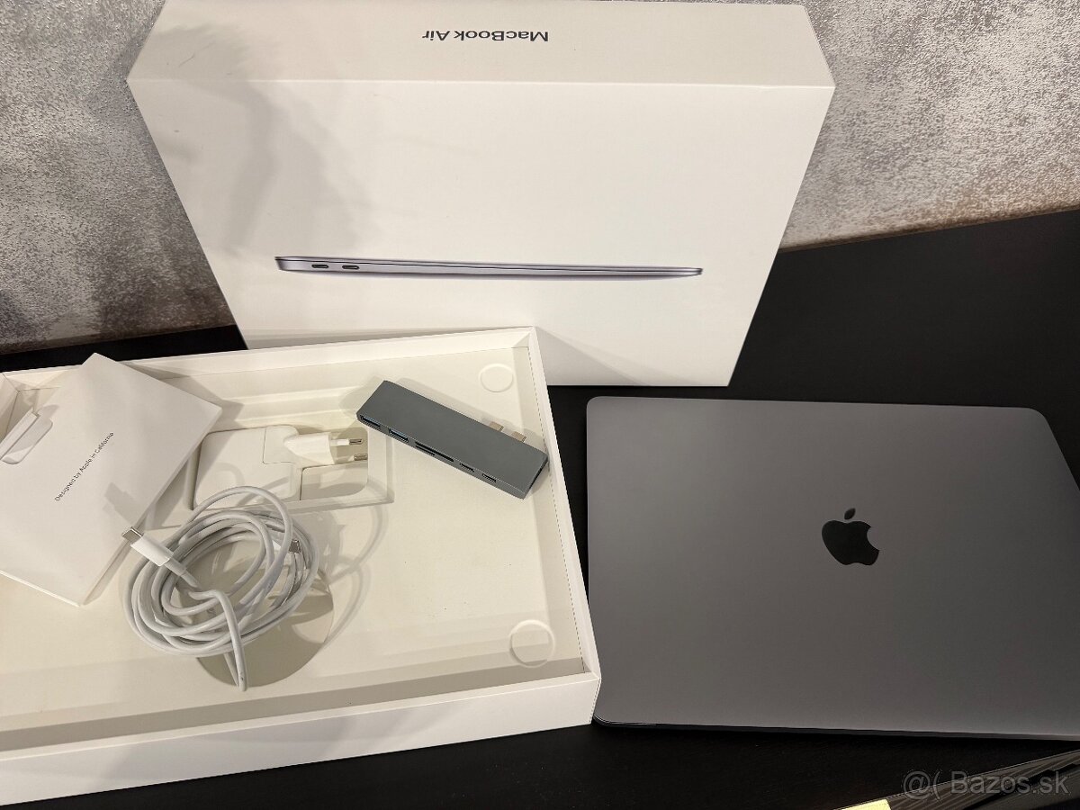 MacBook Air 13” – Top stav - 3