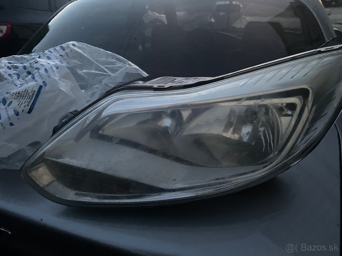 Ford focus svetlo - 3