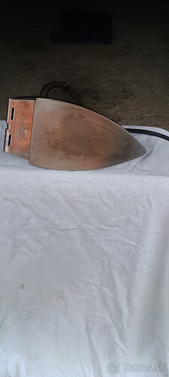 Retro žehlička - 3